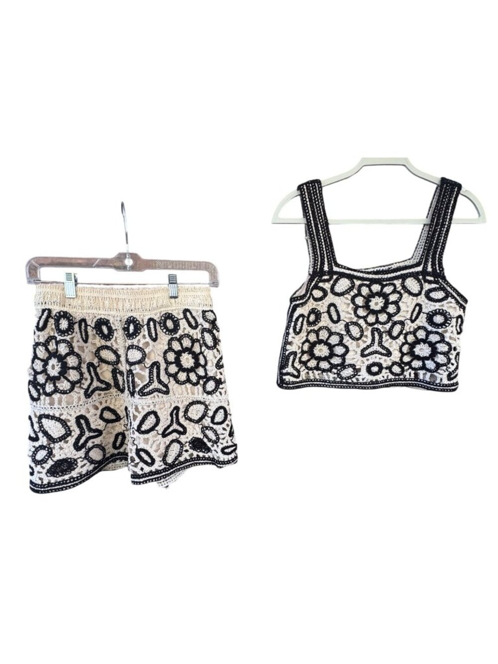 Rebellion Women M Crochet Two Piece Set Crop Top Shorts Black Cream Floral